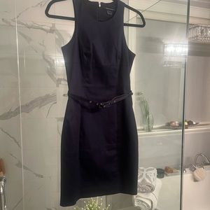 French Connection dress size 2 perfect summer dress work or shopping 🖤